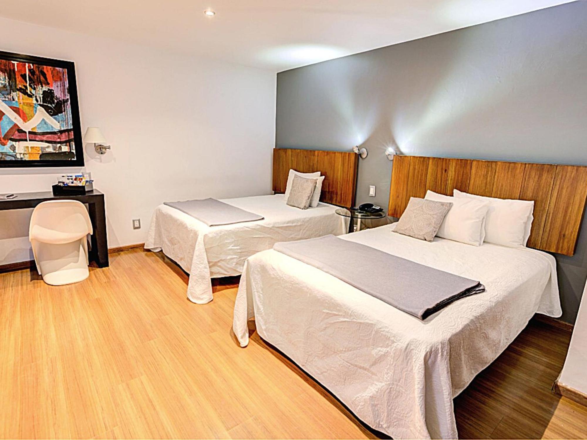 Hotel Clarum 101 Zapopan Oda fotoğraf