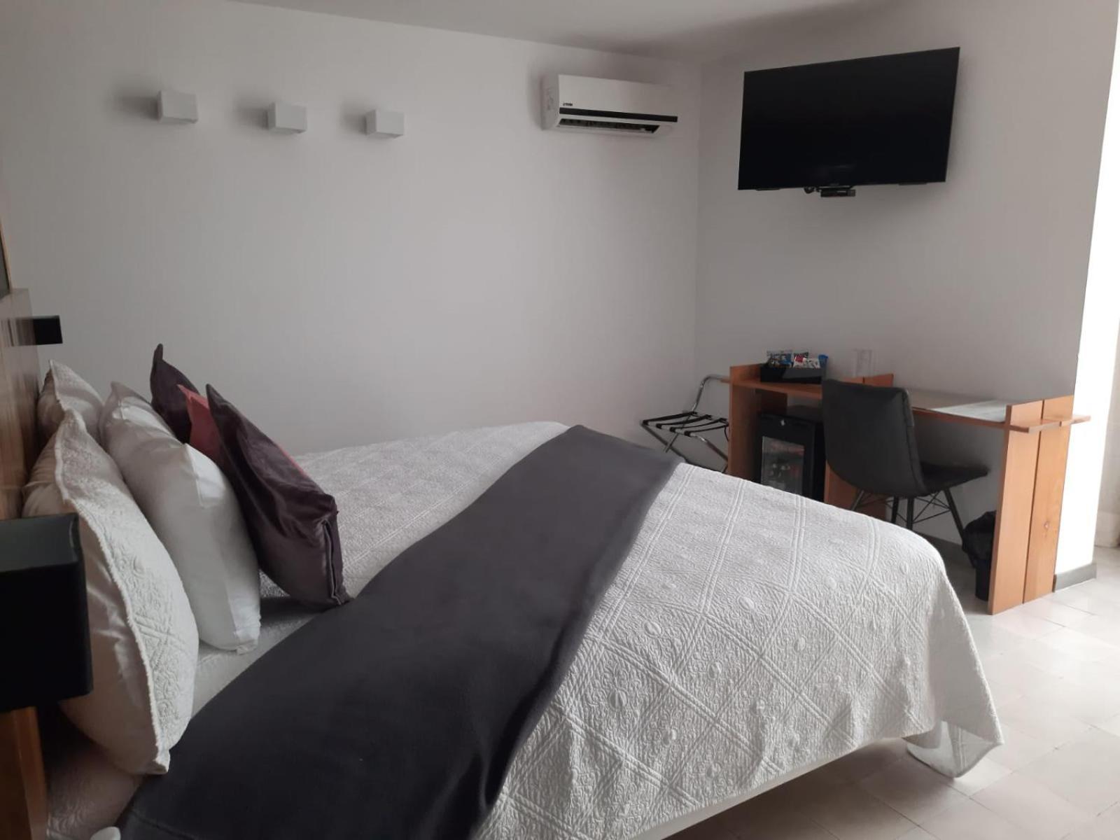 Hotel Clarum 101 Zapopan Dış mekan fotoğraf