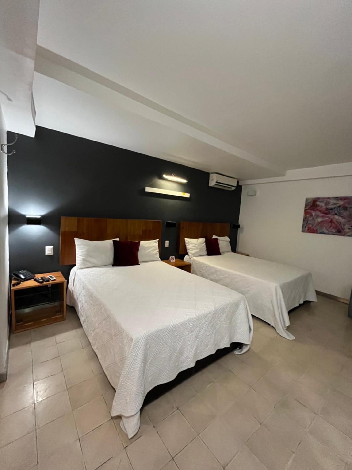 Hotel Clarum 101 Zapopan Dış mekan fotoğraf